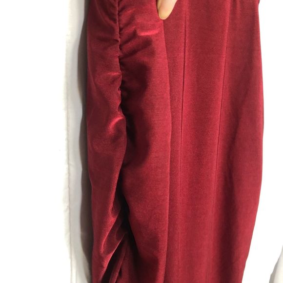 MISSGUIDED Wine Colored Ruched Midi Dress - Picture 4 of 8